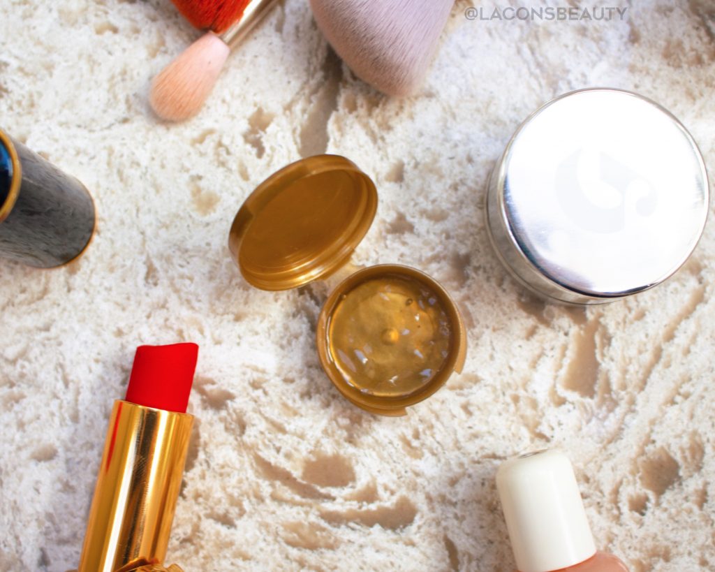 Plastic Lacons Sampling Container with Cosmetics 
